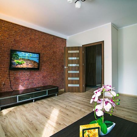 דירות גדנסק Apartament Pink Crane מראה חיצוני תמונה