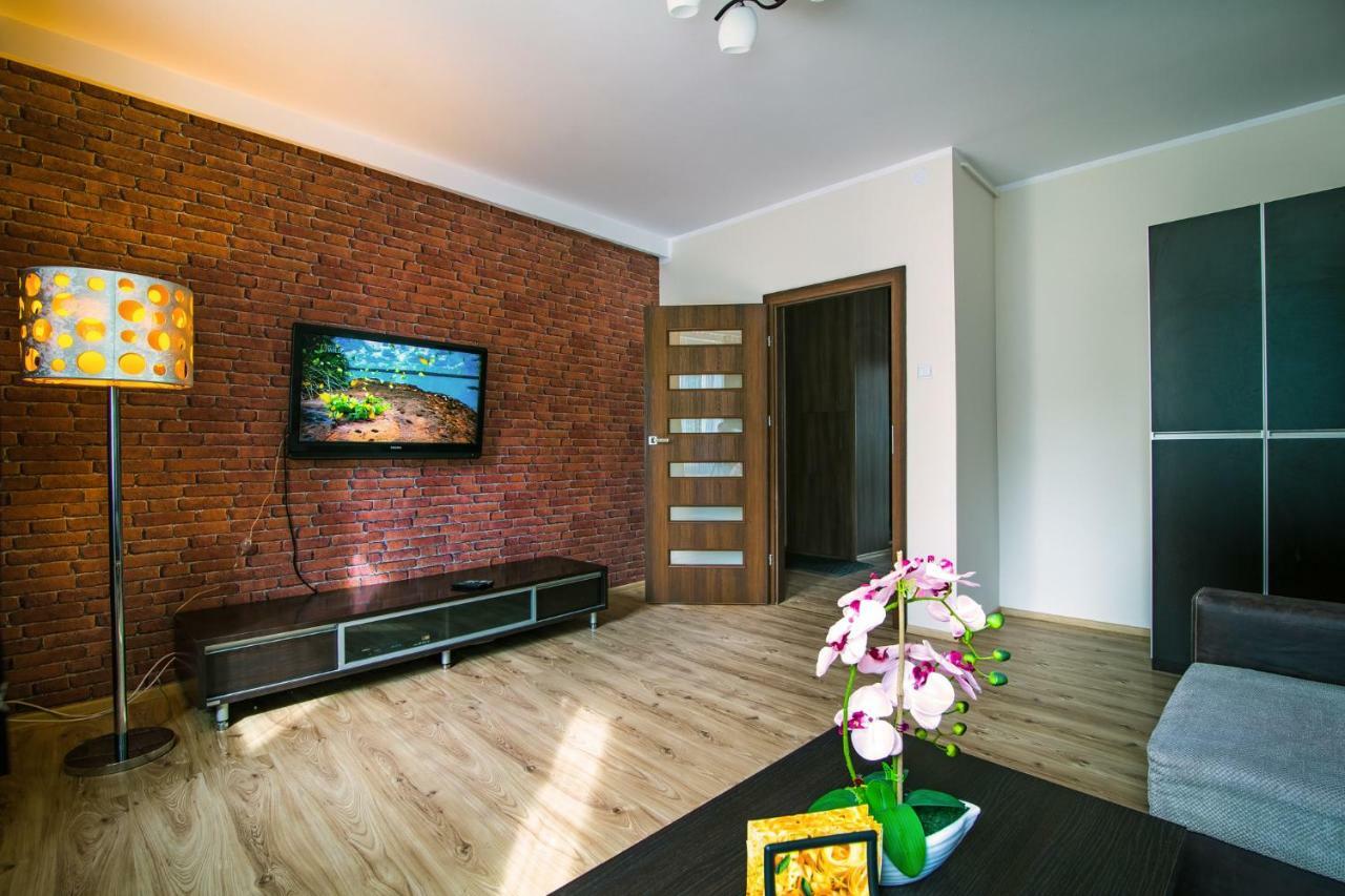 דירות גדנסק Apartament Pink Crane מראה חיצוני תמונה